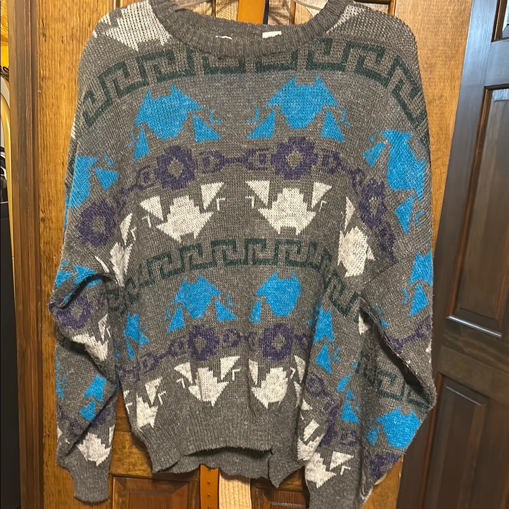 Vintage Geometric Sweater - Gray, Blue, Purple